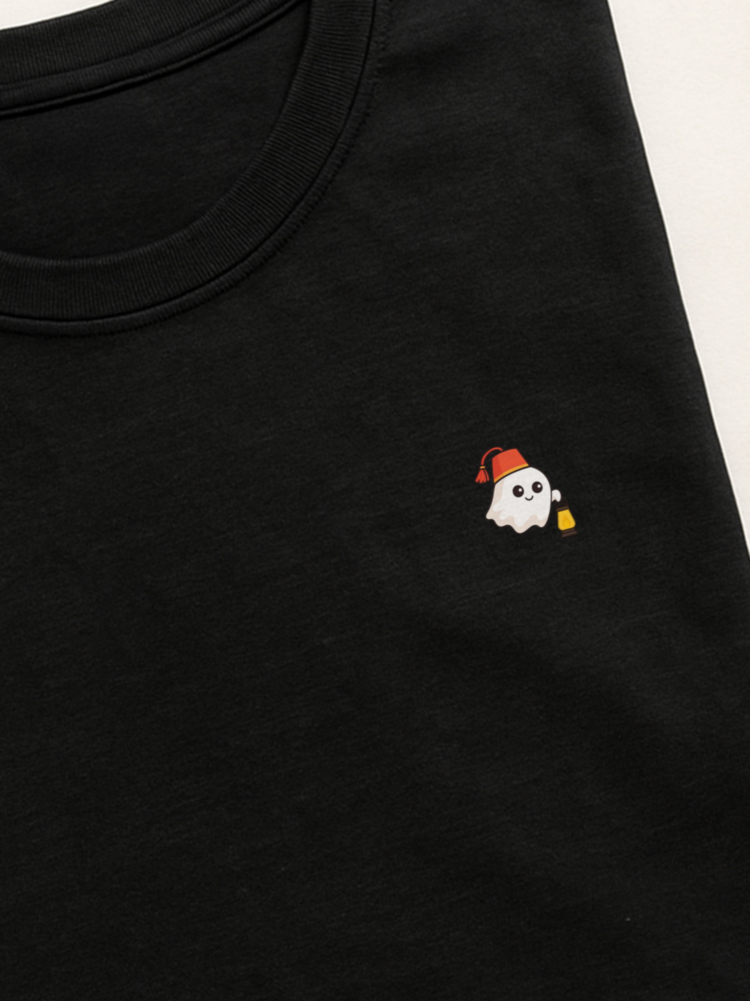 Halloween Minis - Traditional Ghost - Regular/Oversized T-shirt