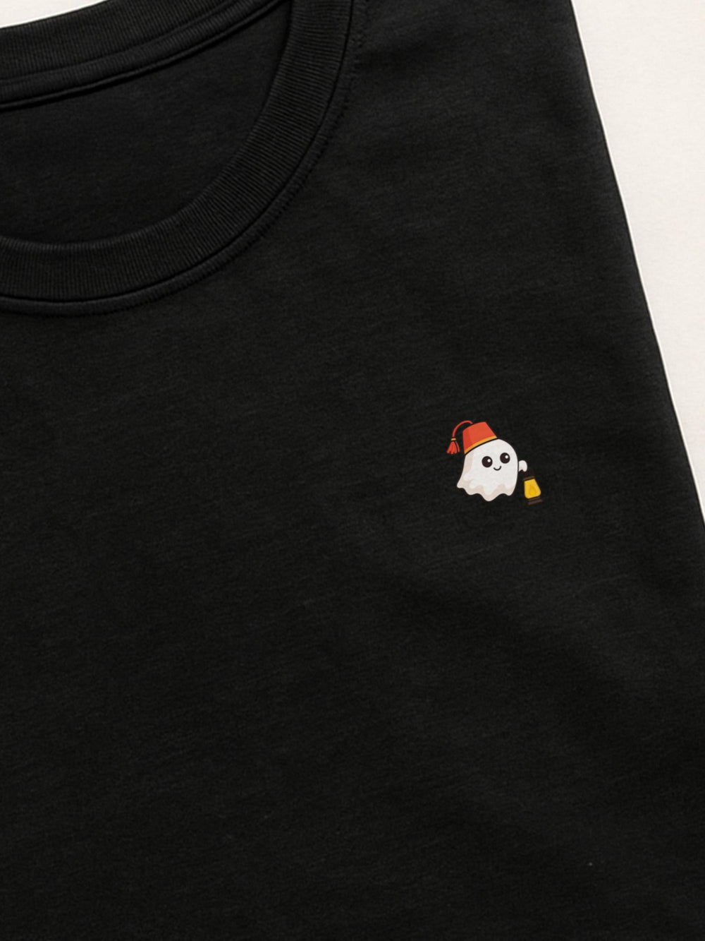 Halloween Minis - Traditional Ghost - Regular/Oversized T-shirt by inspire.inc