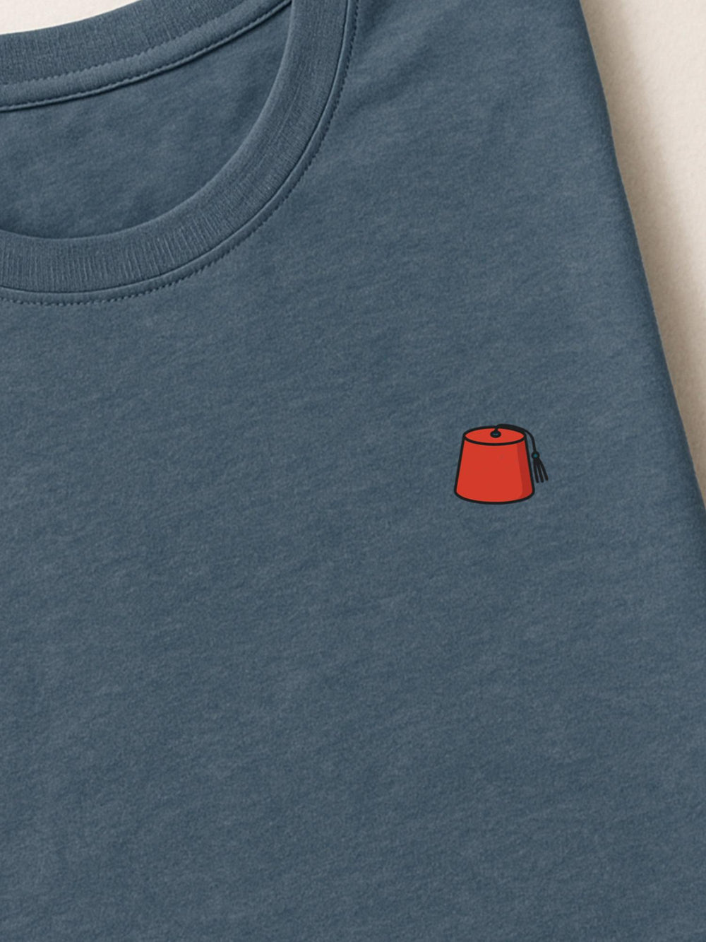 Lebanon Minis - Tarbouche - Regular/Oversized T-shirt by inspire.inc