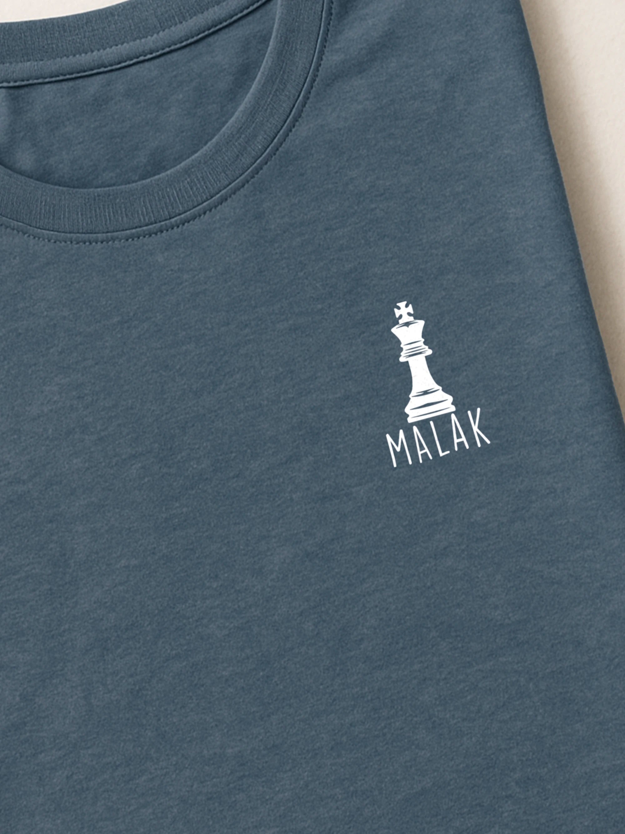 Queens and Kings - Malak - Regular/Oversized T-shirt by inspire.inc