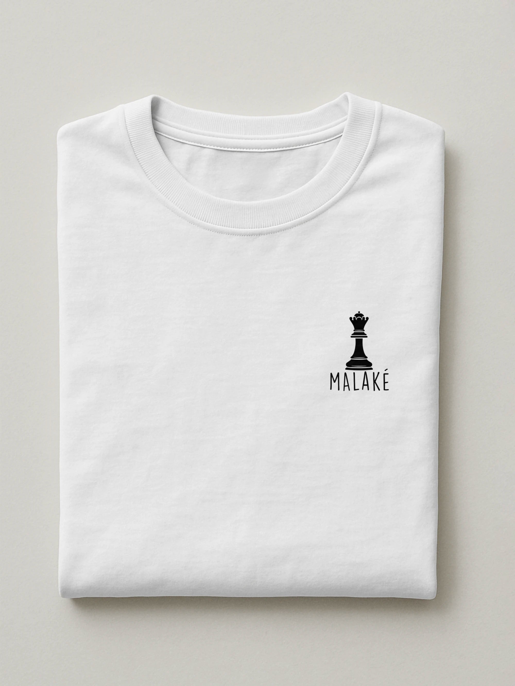 Queens and Kings - Malaké - Regular/Oversized T-shirt Oversized White by inspire.inc