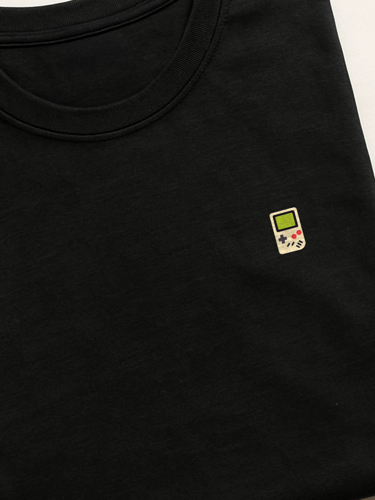 Retro Minis - Game Boy - Regular/Oversized T-shirt Black close-up by inspire.inc