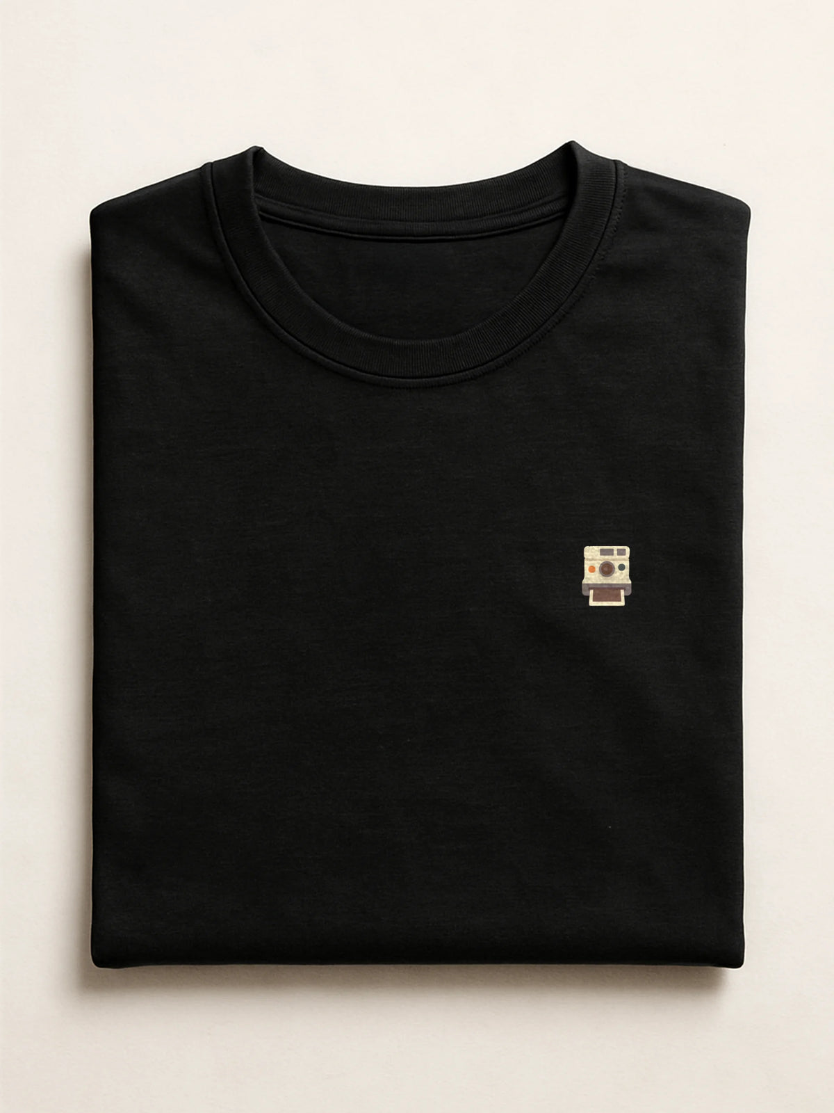 Retro Minis - Polaroid - Regular/Oversized T-shirt Black by inspire.inc