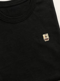 Retro Minis - Polaroid - Regular/Oversized T-shirt Black close-up by inspire.inc