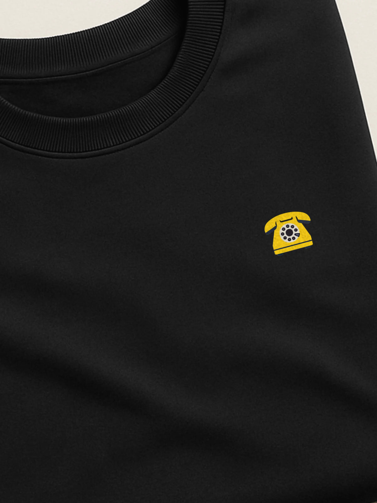 Retro Minis - Rotary - Regular/Oversized Sweatshirt Black close-up by inspire.inc