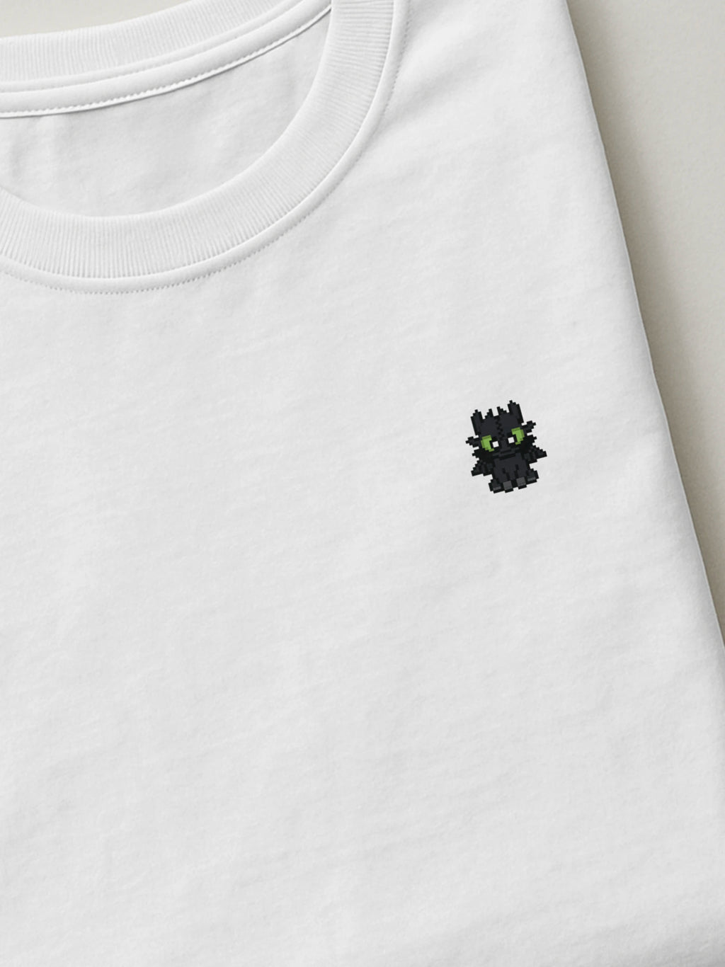 Nour Minis - Toothless - Regular/Oversized T-shirt