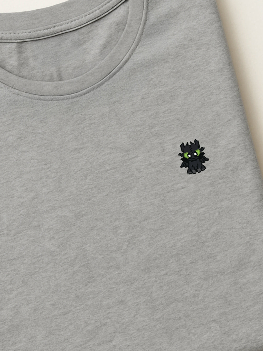 Nour Minis - Toothless - Regular/Oversized T-shirt