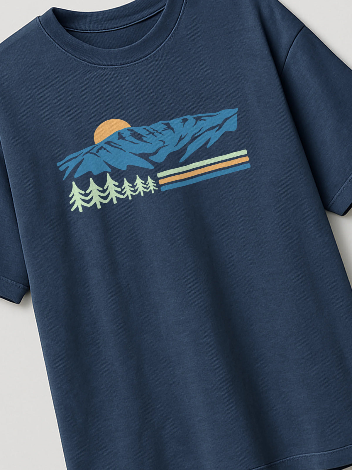Vintage Sannine - Regular/Oversized T-shirt Heather Blue close-up by inspire.inc